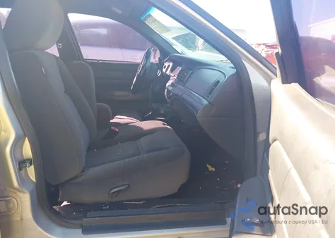 2011 Ford Crown Victoria Police z USA, uszkodzony, nr VIN 2FABP7BV1BX145760